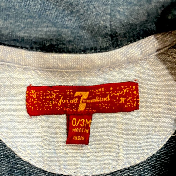 7 for all man kind zip up. Like new , no stains - Picture 3 of 4